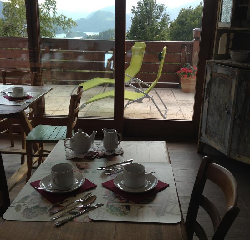 Fra Rose E Mughi Bed & Breakfast Domegge di Cadore Ngoại thất bức ảnh
